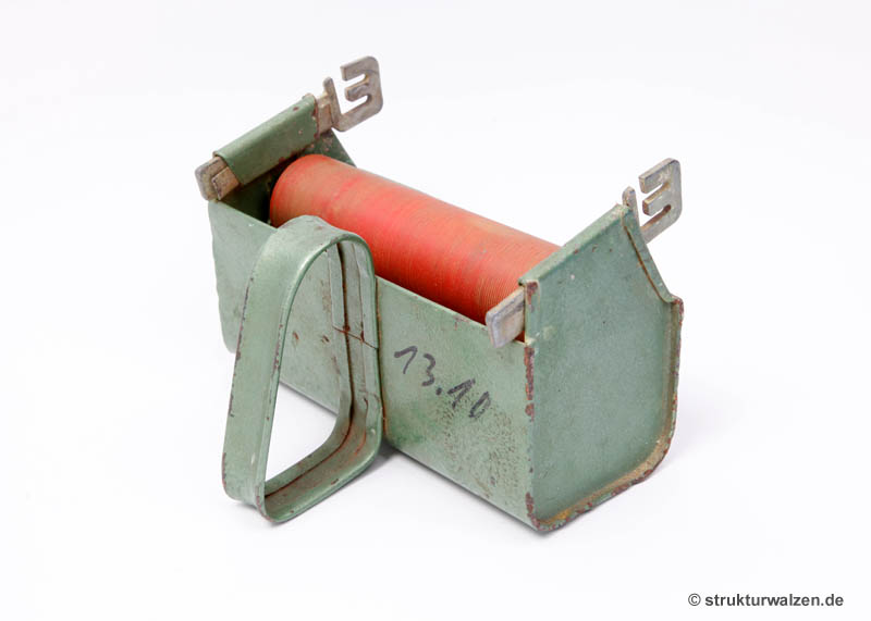 Einfarbiger Tankroller mit zwei Einkerbungen für Musterwalzen mit Kugelenden